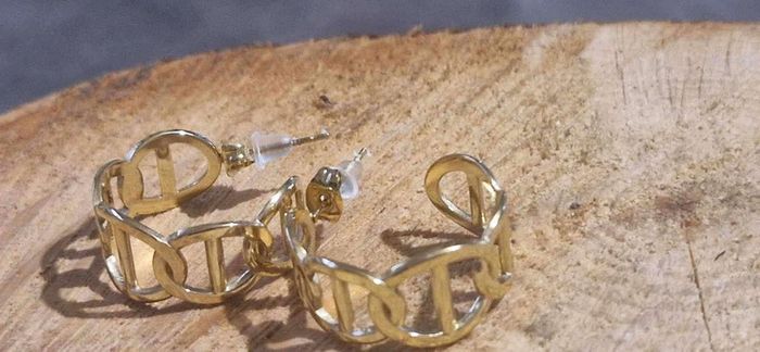 Boucles d’oreilles créoles moyennes maillons farandole acier inoxydable or - photo numéro 2