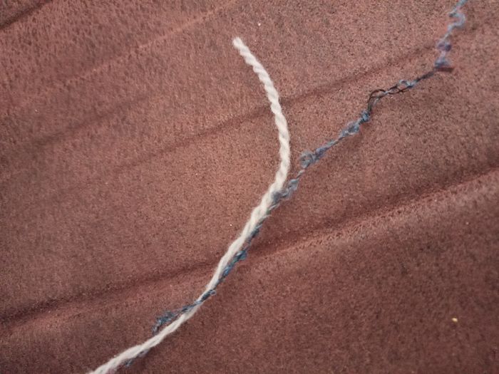 Lot de 3 petites Pelotes Fantaisies tons Bleus (180g) - photo numéro 3