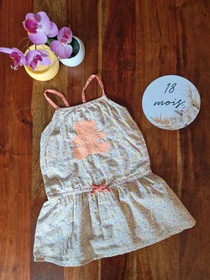 Robe à bretelles motif ourson sequins 18 mois