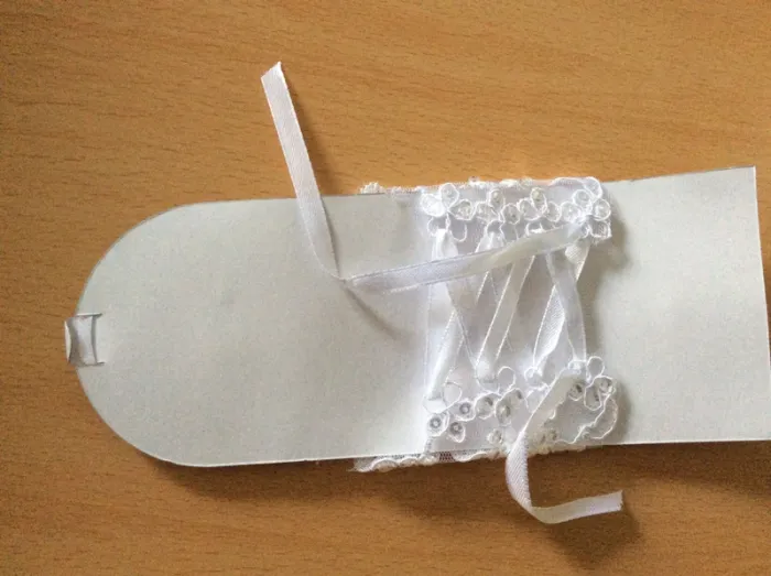 Mitaine de main à strass - photo numéro 3