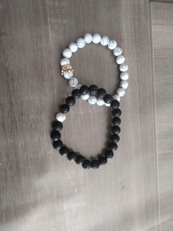 Lot de 2 bracelets en perles
