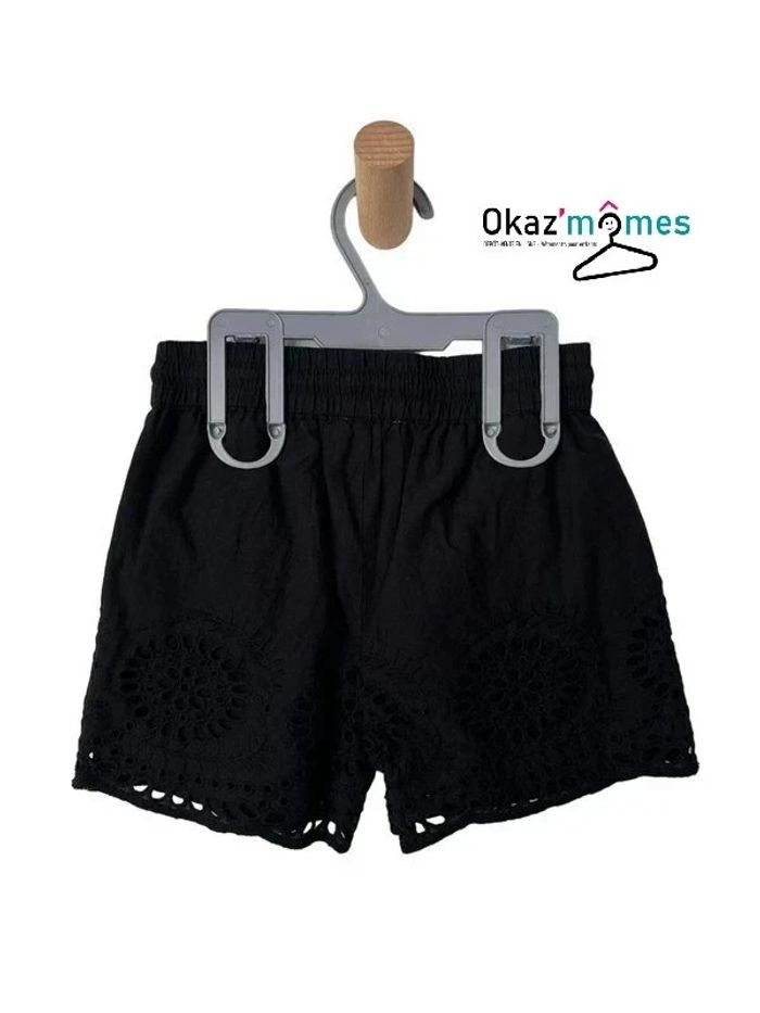 Short noir à broderie ajourée - Monoprix Kids 5 ans - photo numéro 2