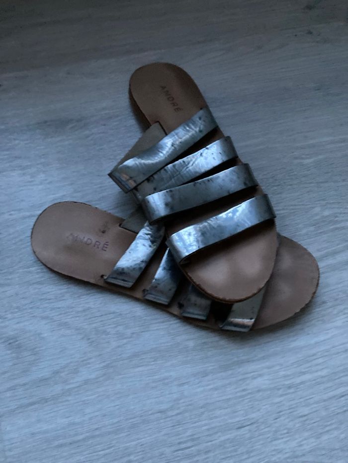 Sandales nus pieds portés - photo numéro 3