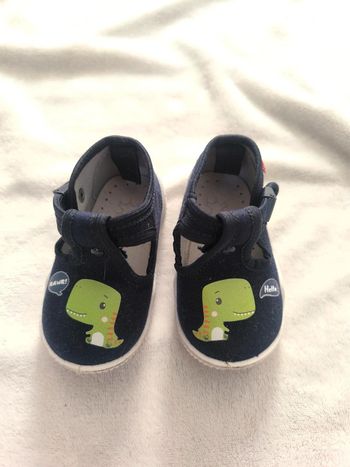 Sandales bébé taille 19