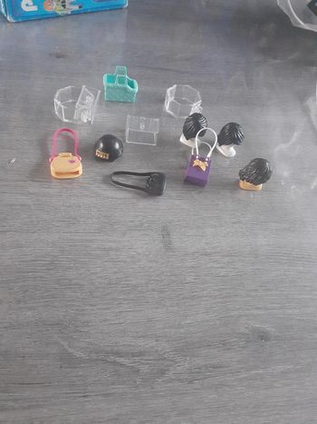 Lot perruques sac playmobil