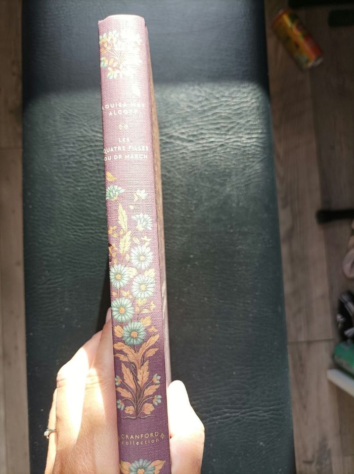 Magnifique livre : " les 4 filles du Docteur March" neuf - photo numéro 2