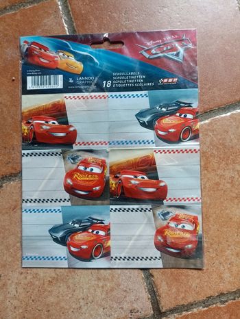 18 étiquettes scolaire cars