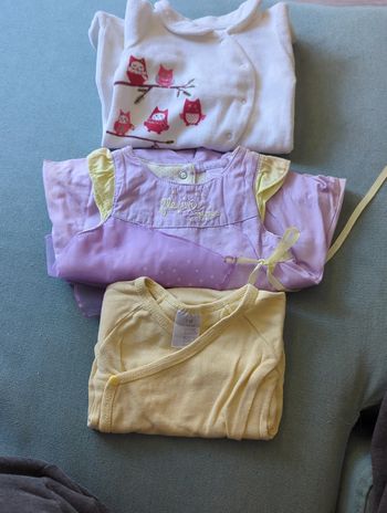 Lot de vêtements bébé fille