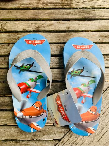 Tongs Planes taille 27/28