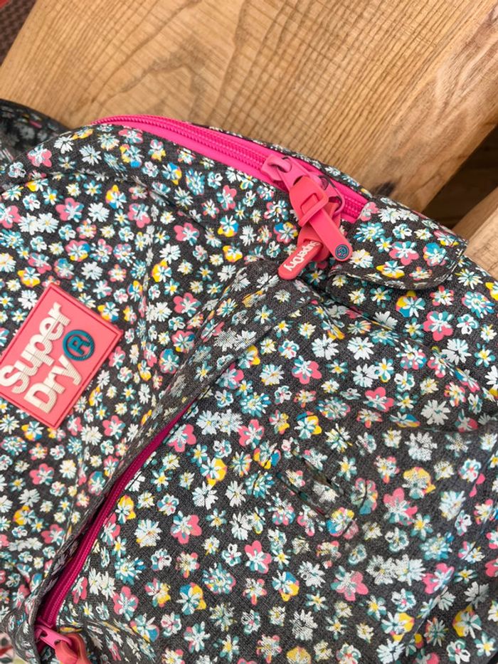Sac à dos cartable superdry rentrée des classes Liberty à fleurs ensemble avec trousse - photo numéro 8