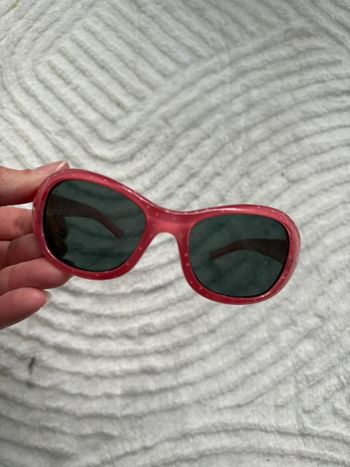 Lunettes de soleil rose