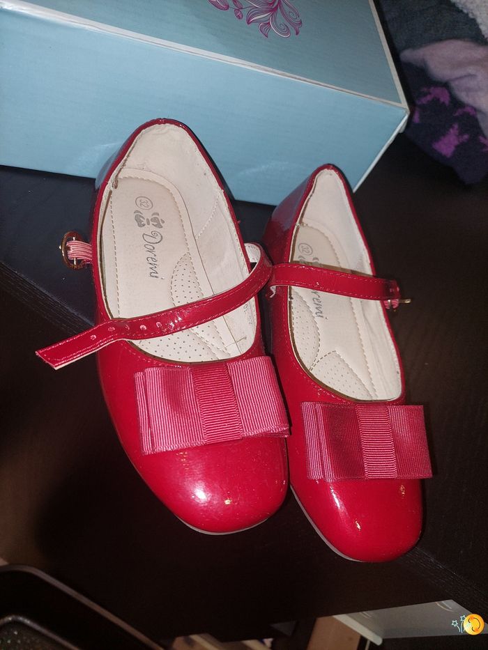 Chaussures rouges 32