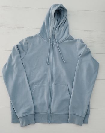 Gilet zippé  à capuche bleu ciel