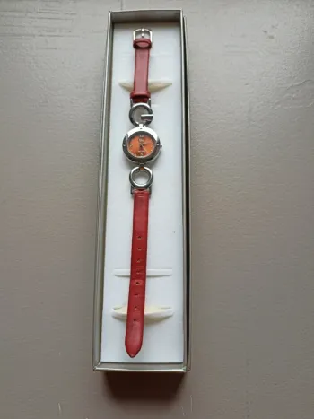 Montre TBE bracelet en cuir
