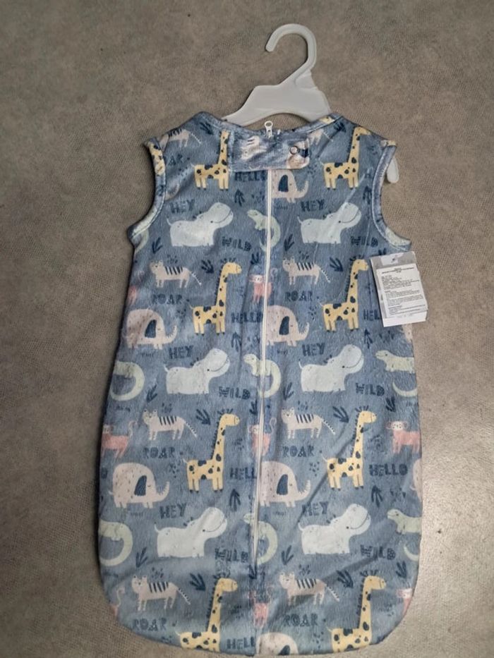 gigoteuse turbulette garcon 3/6 mois  neuve