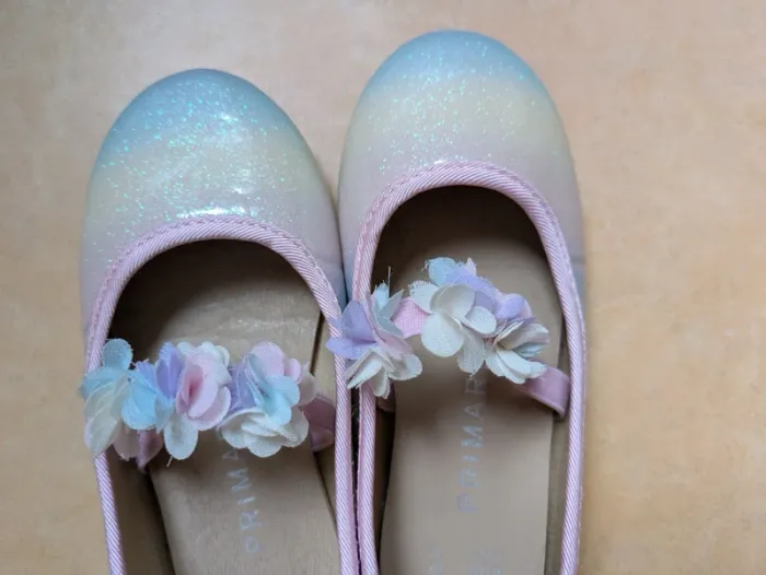 Ballerines à fleurs arc-en-ciel Primark 27 - photo numéro 5