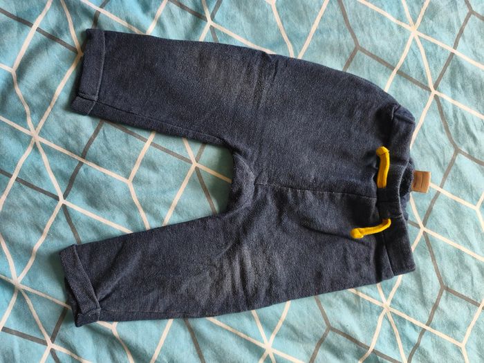 Lot 2 joggings - photo numéro 3