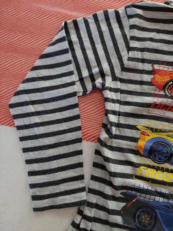 Tee-shirt cars 5/6ans - photo numéro 4