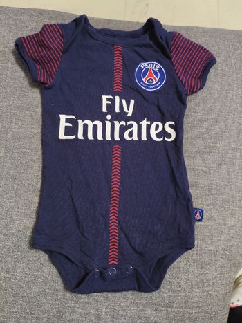 Body PSG bleu marine Taille 3 mois