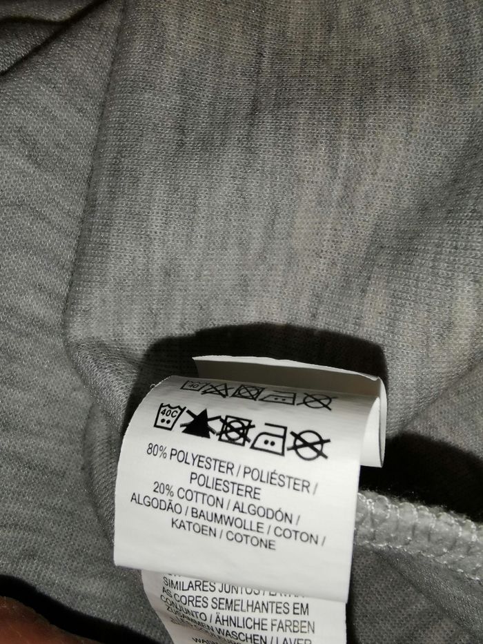 Sweat gris clair manches flares Primark - photo numéro 8