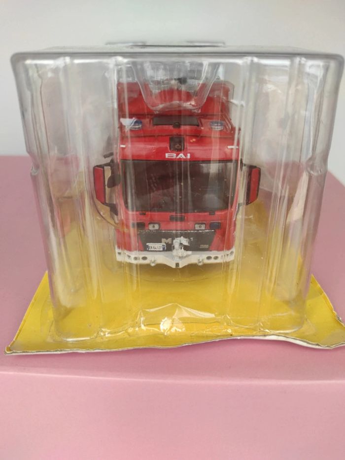 camion de pompier TMB 1/43 - photo numéro 5
