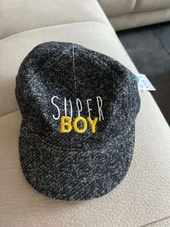Casquette 50cm neuve