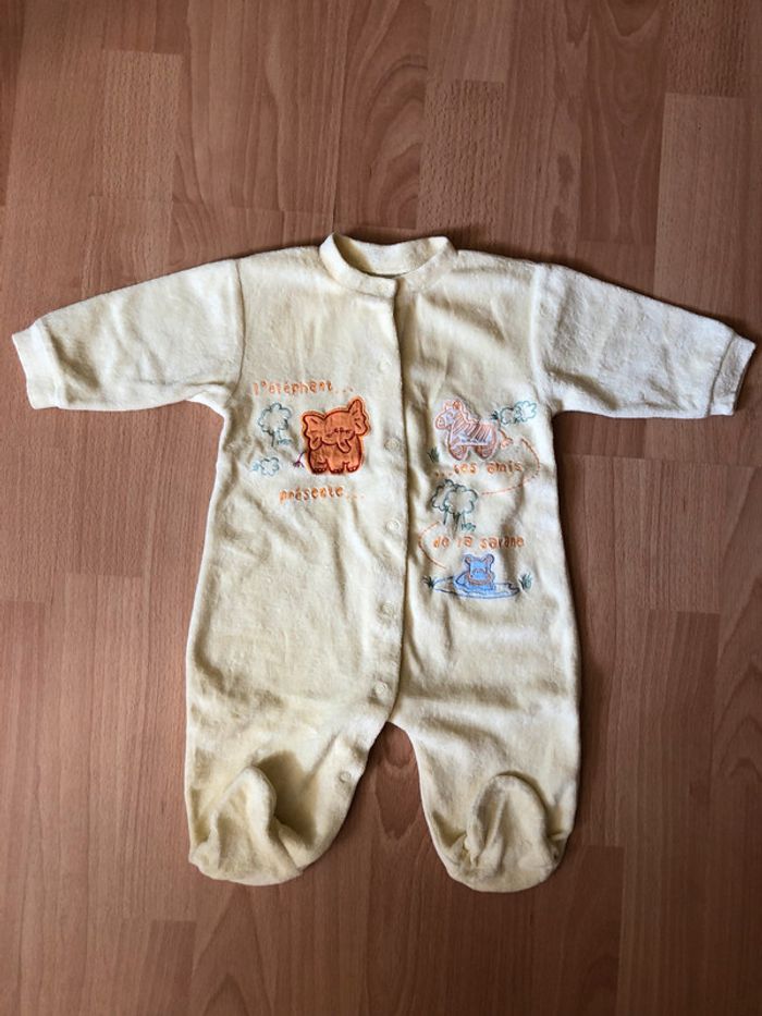 Joli pyjama/grenouillère jaune bébé 3 mois/60 cm mixte