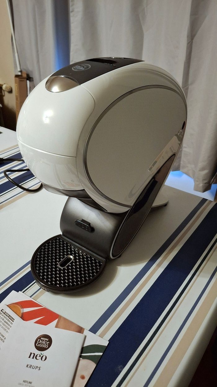 Cafetière Dolce Gusto Néo - photo numéro 3