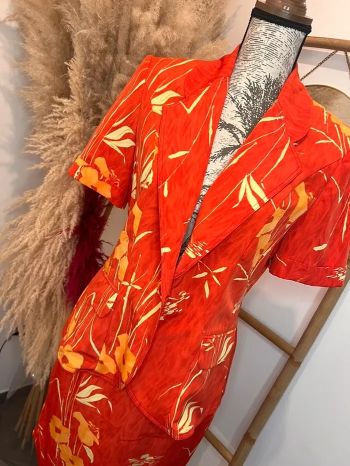 Tailleur fleuri fabrication française - photo numéro 2