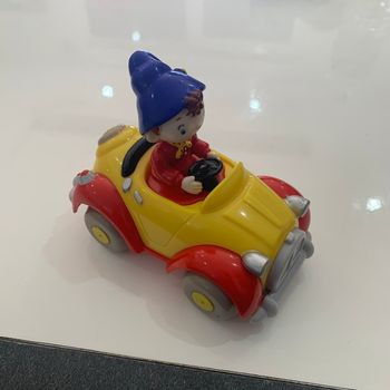 Voiture oui oui .