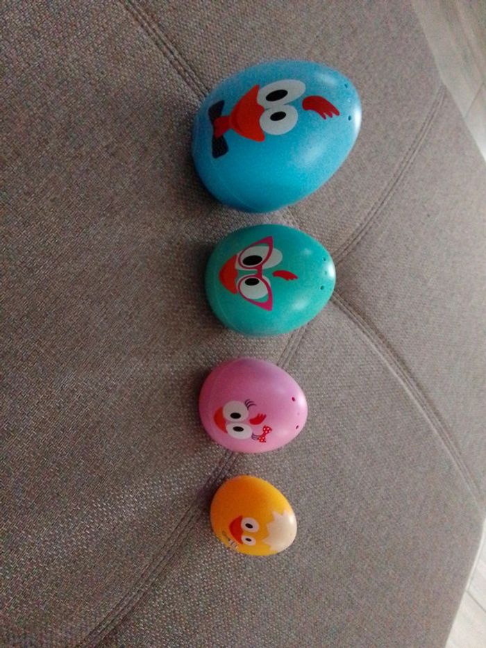 Oeuf qui cherche sa famille