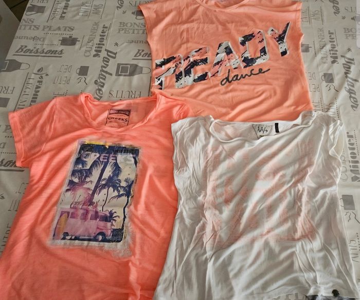 13 tee-shirts