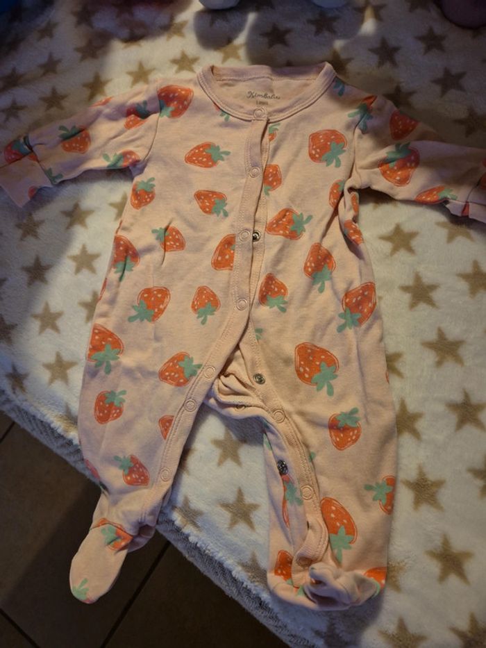 Pyjama 1 mois - photo numéro 2