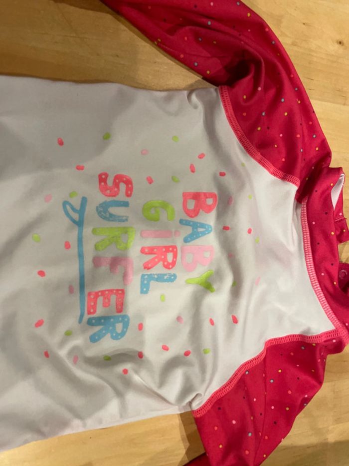 Lycra anti uv Decathlon parfait état - photo numéro 3