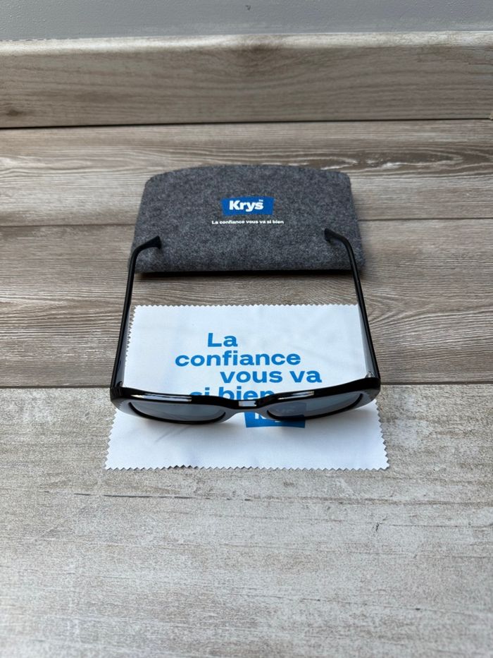 Lunette de soleil. - photo numéro 6