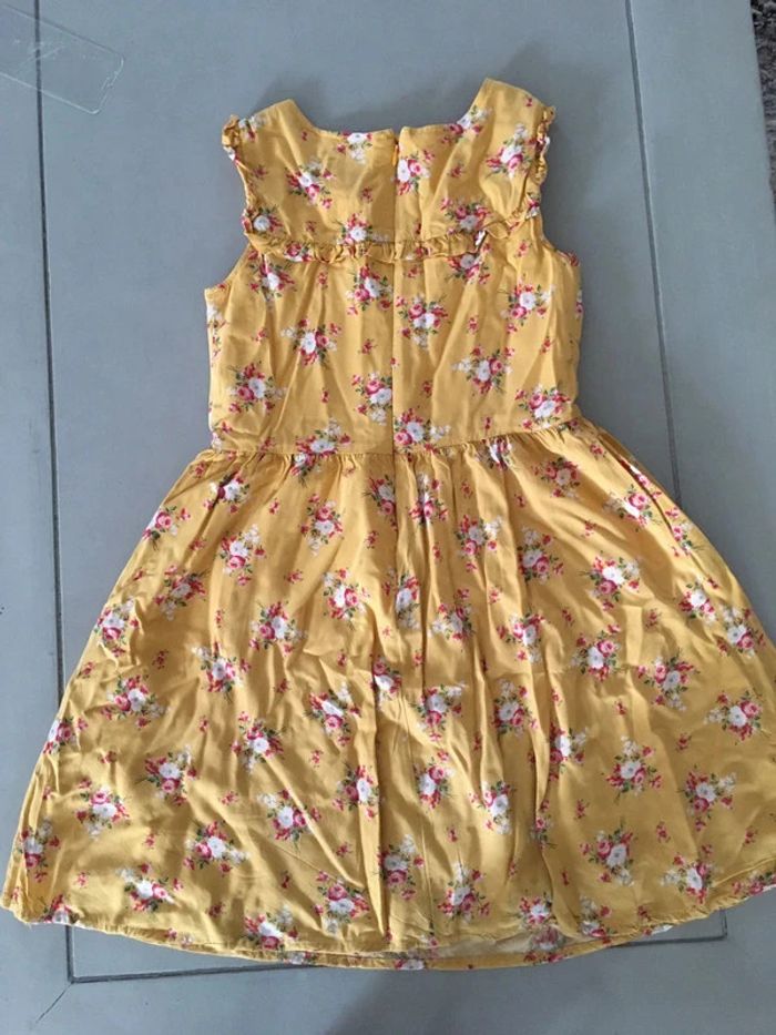 Robe GAP jaune à fleurs fille 8 ans - photo numéro 5