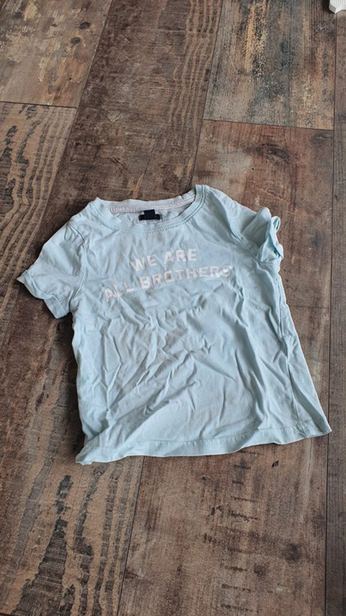 T-shirt kiabi 3 ans en très bon état