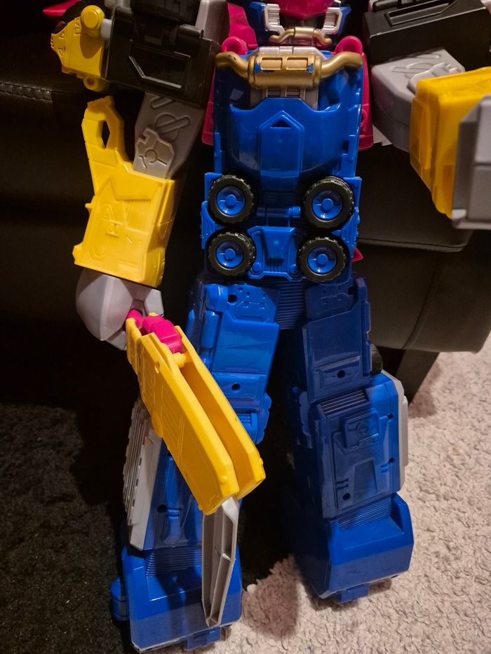 Jouet robot - photo numéro 3