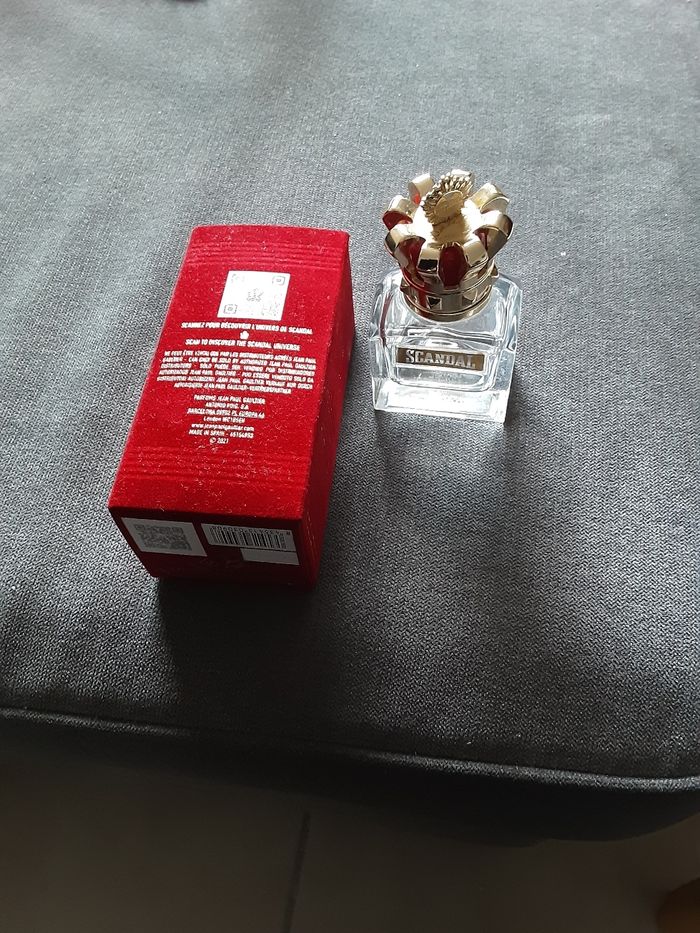 Vaporisateur vide de 50ml avec sa boîte marque jean Paul gaultier Scandal - photo numéro 6