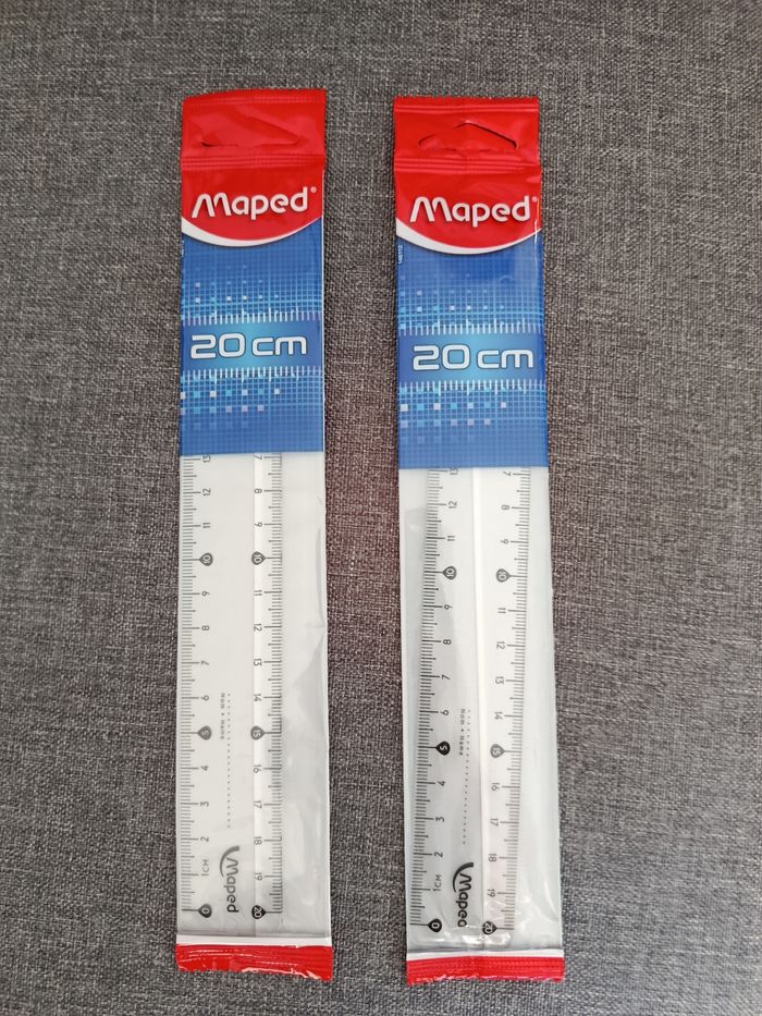 2 Règles Maped neuves