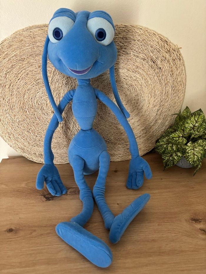 Grande peluche fourmi bleu tilt 1001 pattes Disney 60 cm - photo numéro 3