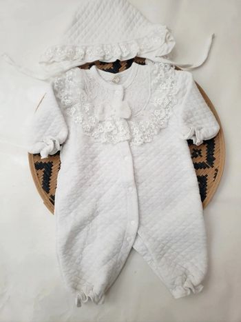Combinaison matelassée ouvert devant fille 3 mois baptême mariage
