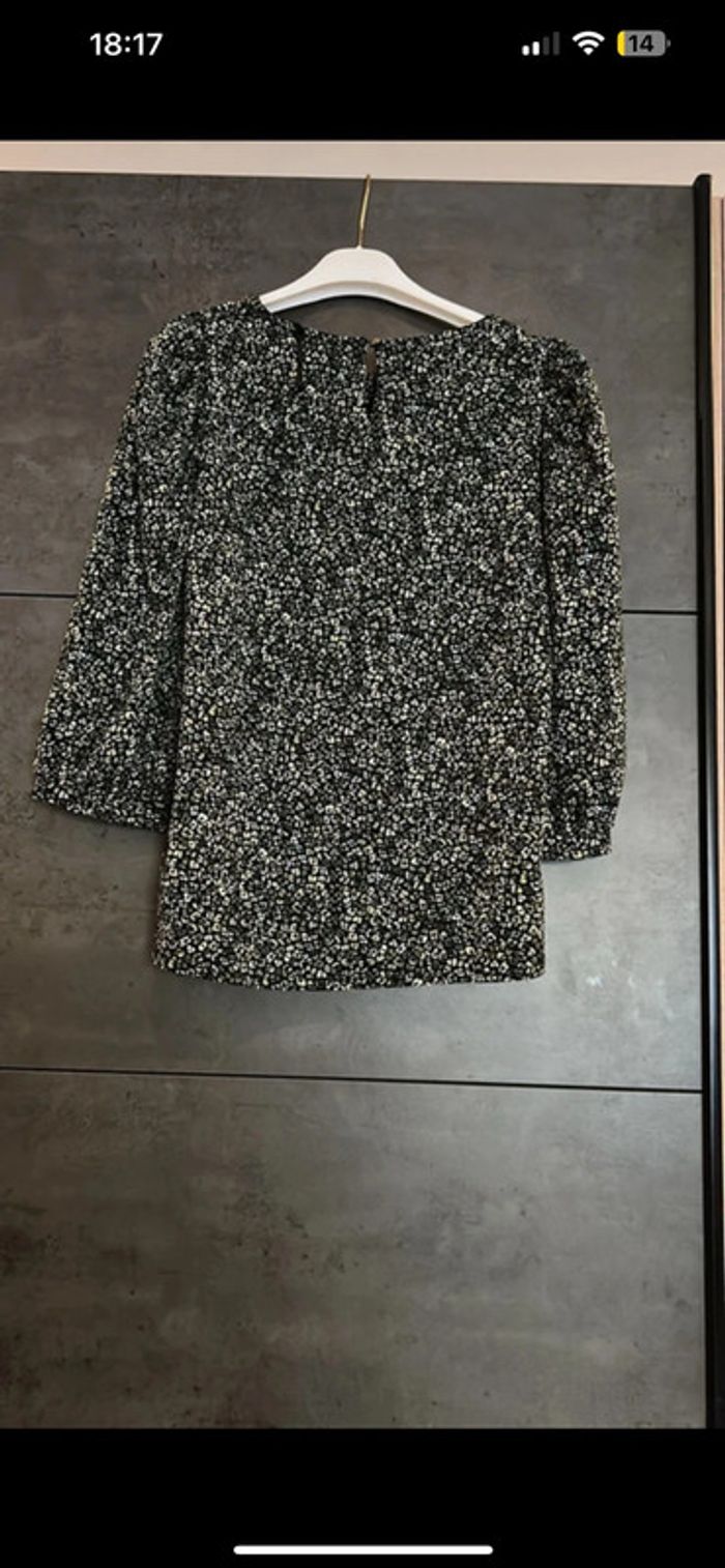 Blouse noir à fleurs - photo numéro 2