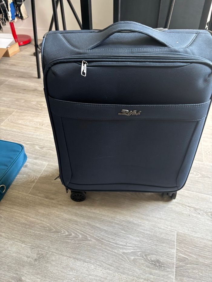 valise - photo numéro 3