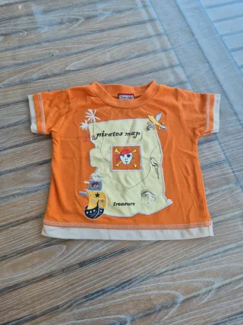 Foster babies tee-shirt pirates taille 18 mois