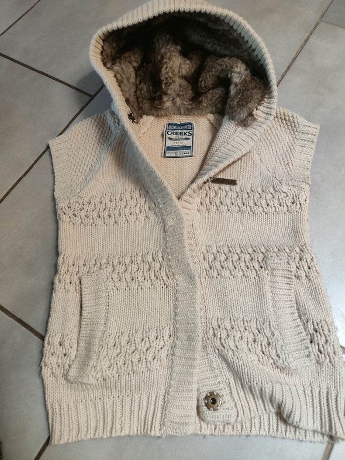Gilet capuche sans manche 12 ans