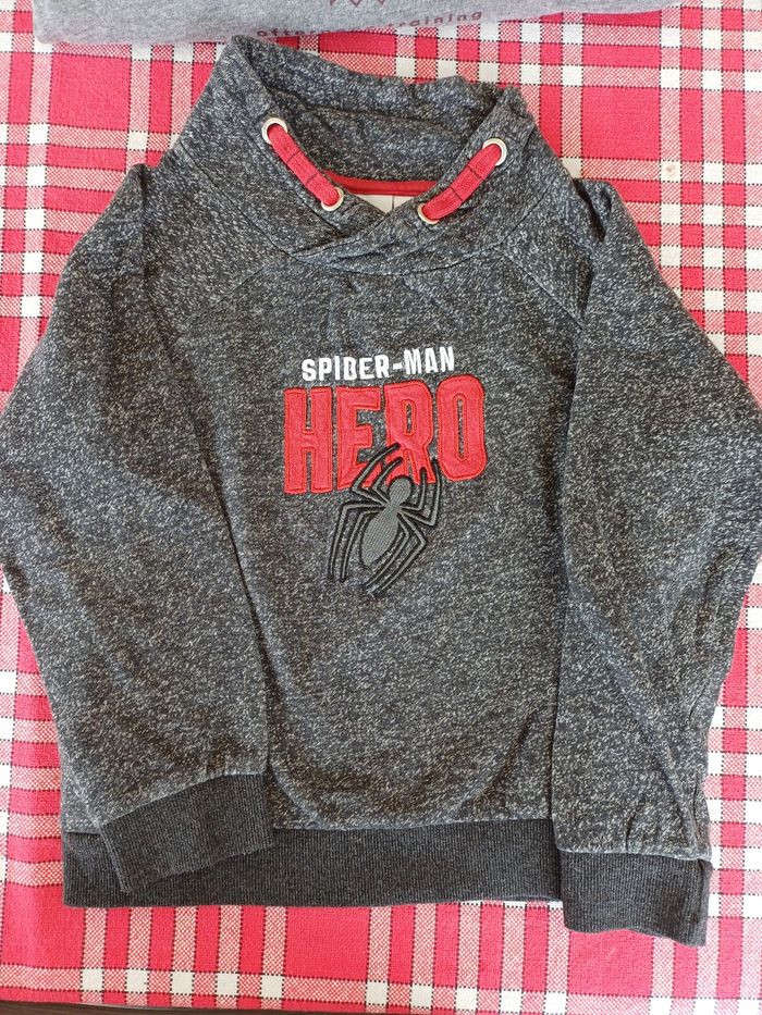 Lot de 4 sweat-shirts - photo numéro 5