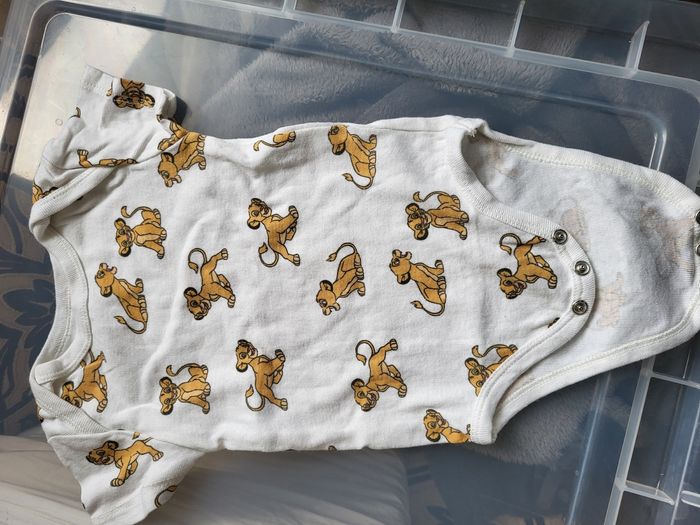 Lot de bodies 6 mois - photo numéro 2