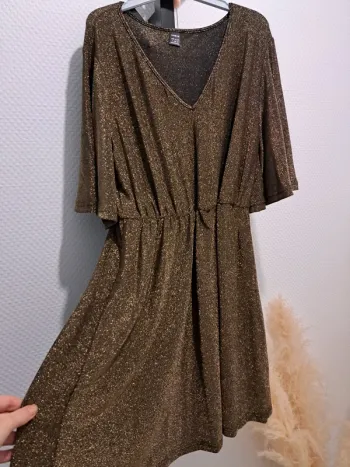 Robe pailleté doré