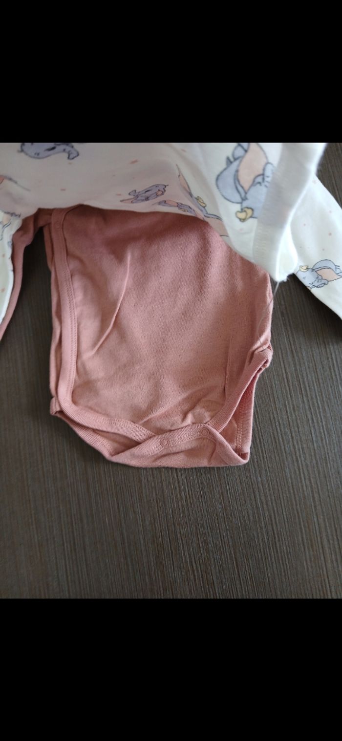 lot de deux bodies fille dumbo disney 12 mois - photo numéro 2